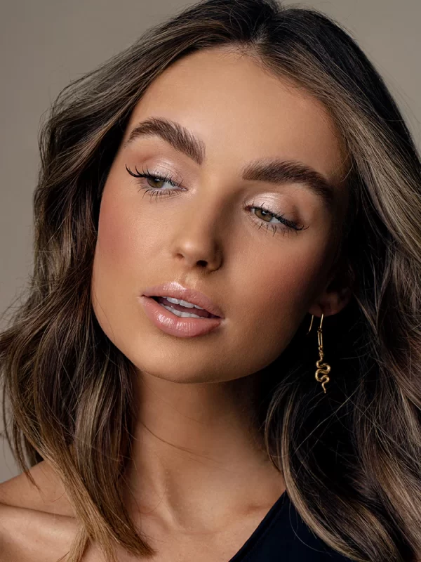 Eye of Horus Dual Brow Perfect Medium look